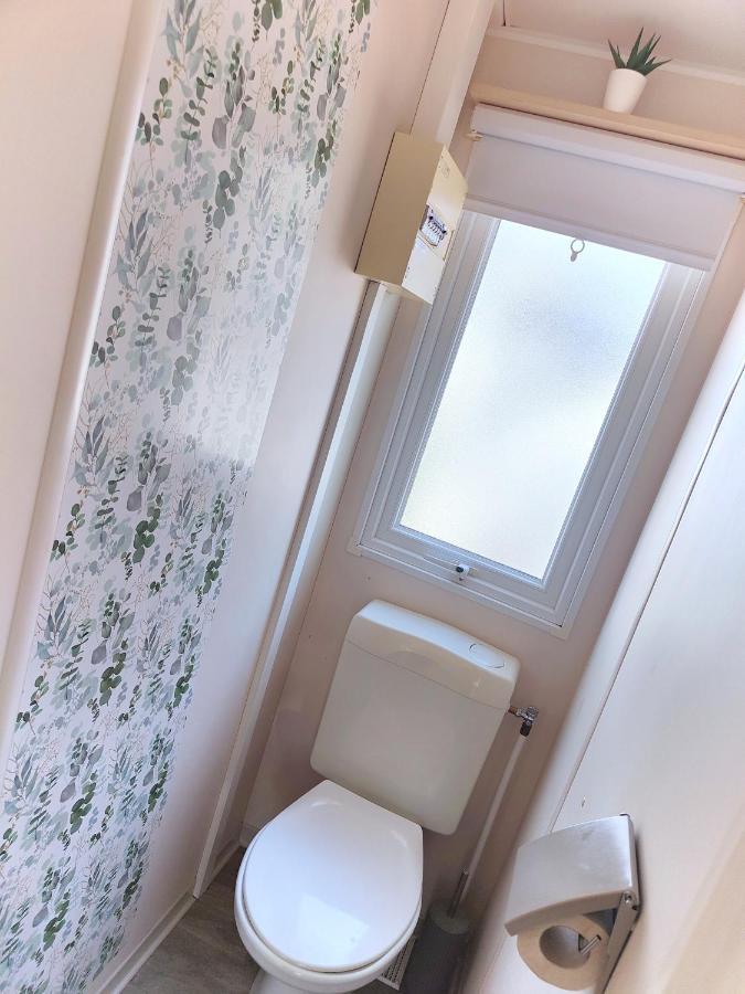 Bungalow Cosy Equipe La Boissiere-de-Montaigu Екстериор снимка