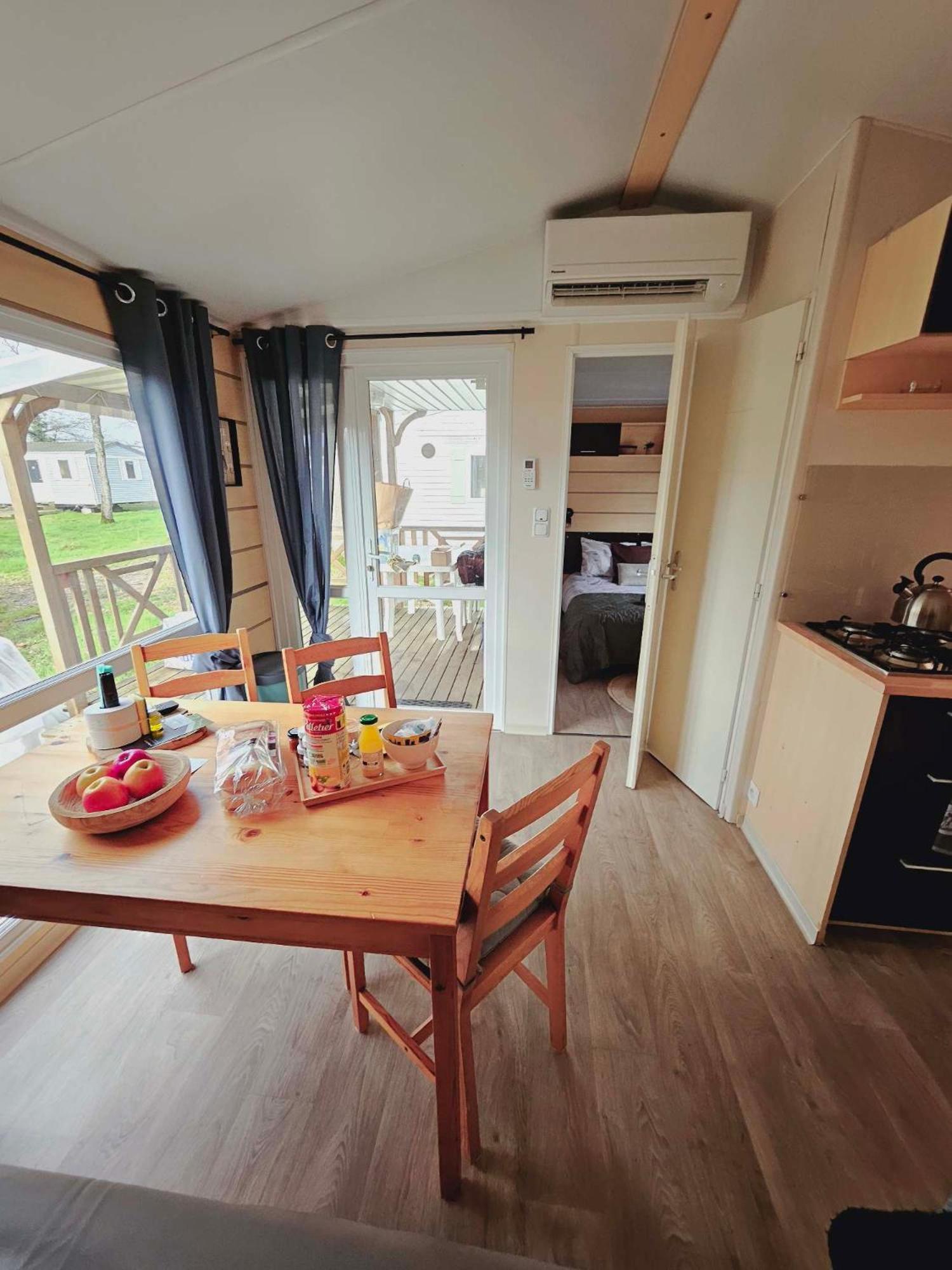 Bungalow Cosy Equipe La Boissiere-de-Montaigu Екстериор снимка