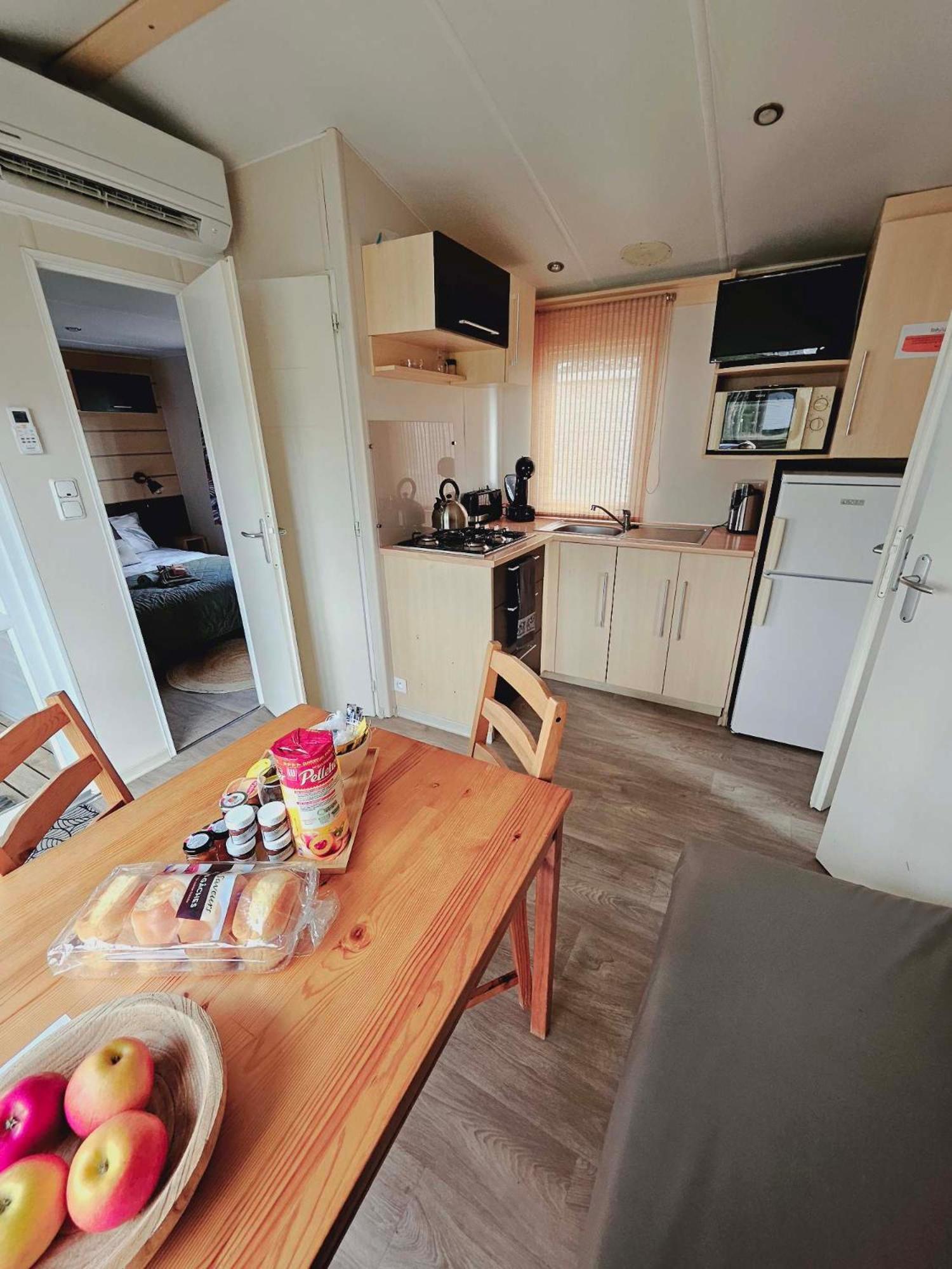 Bungalow Cosy Equipe La Boissiere-de-Montaigu Екстериор снимка