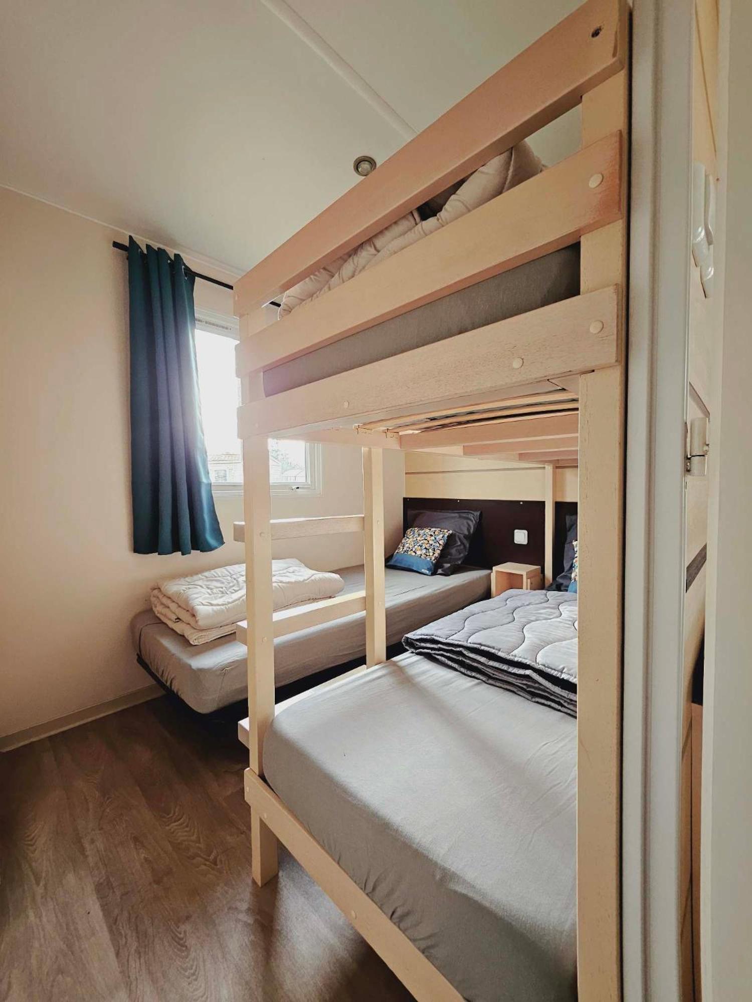 Bungalow Cosy Equipe La Boissiere-de-Montaigu Екстериор снимка