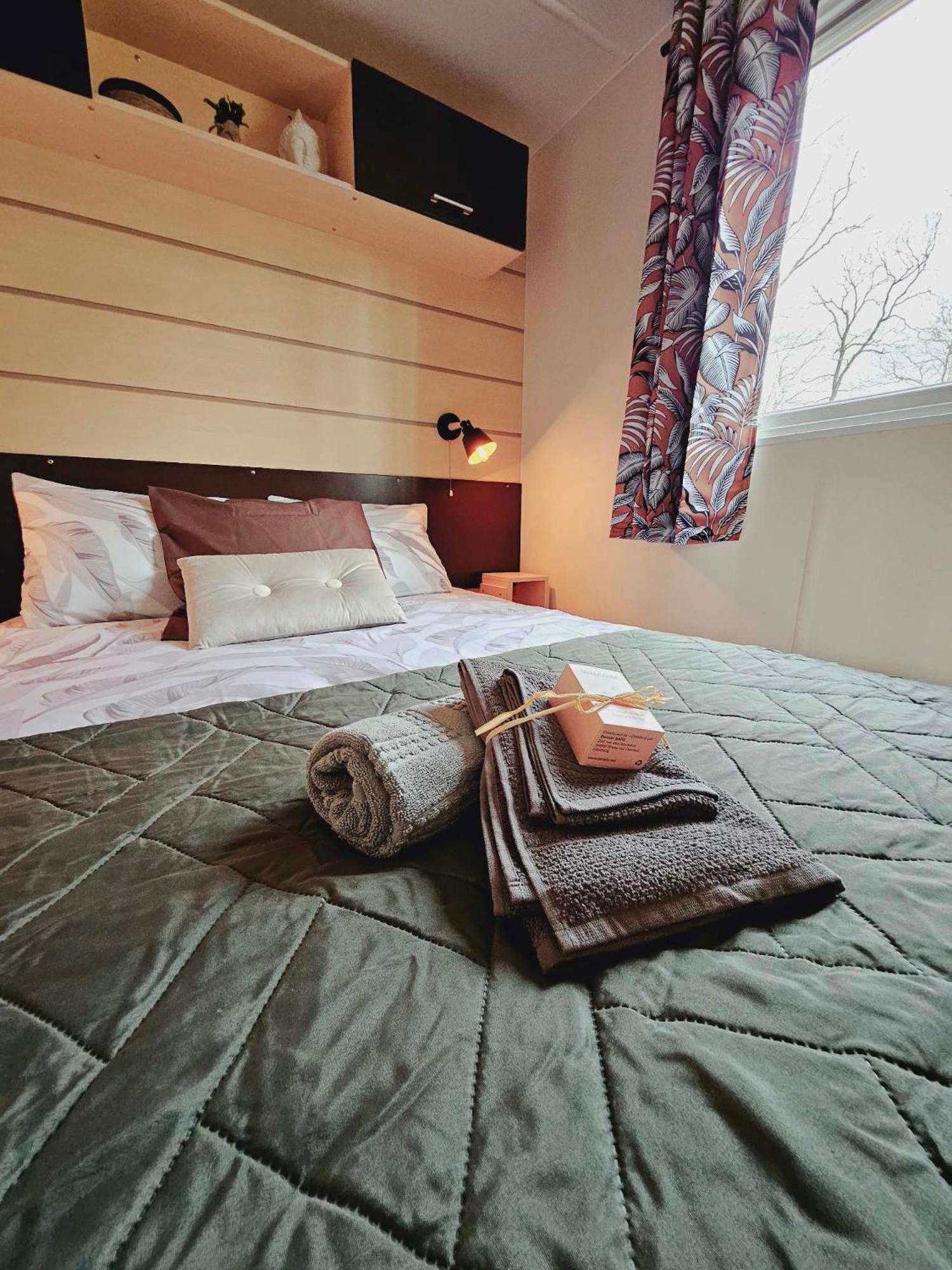 Bungalow Cosy Equipe La Boissiere-de-Montaigu Екстериор снимка